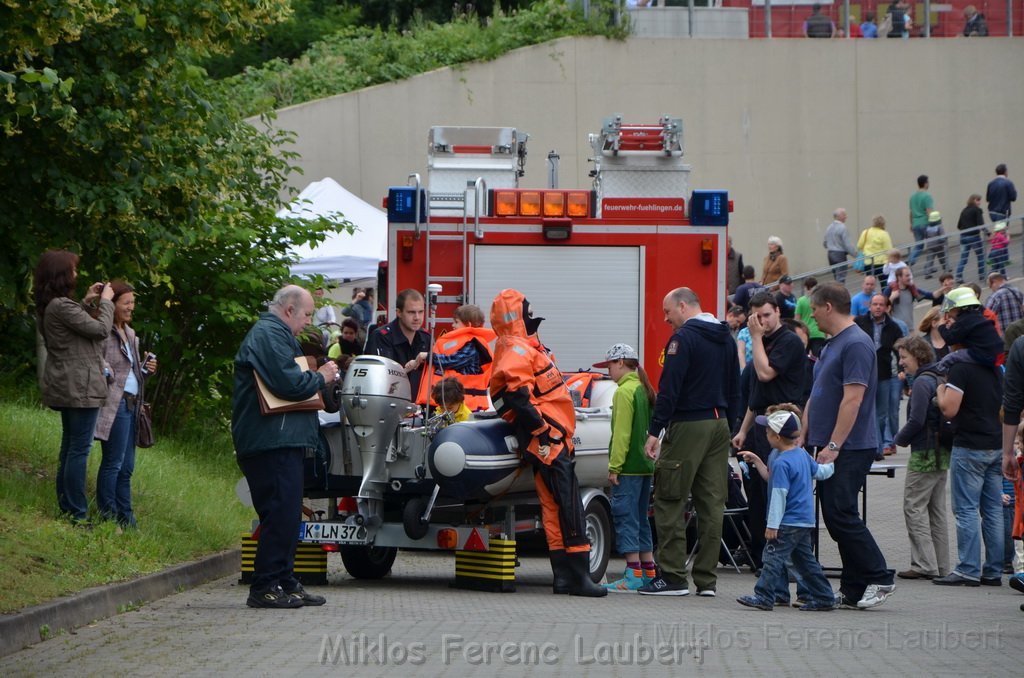 Tag der Offenen Tuer BF Koeln Weidenpesch Scheibenstr P153.JPG